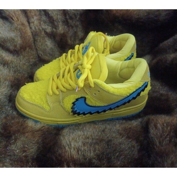 New NO BOX Nike Dunk Low SB Grateful Dead Yellow Bear 2020 Size Womens 8 Rare - Picture 3 of 12